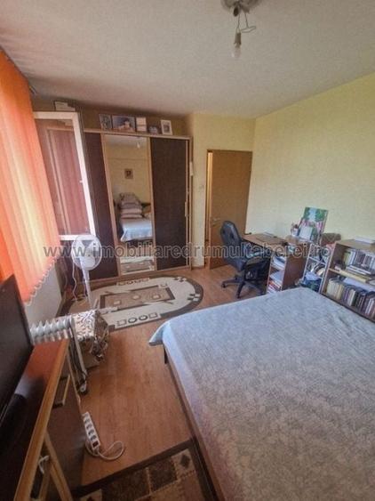 Apartament cu 2 camere semidecomandat în Drumul Taberei