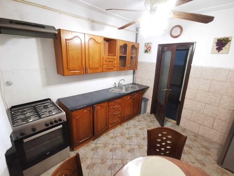 Apartament cu 2 camere decomandat în Albești