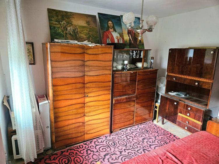 Apartament cu 3 camere semidecomandat în Moroasa 1
