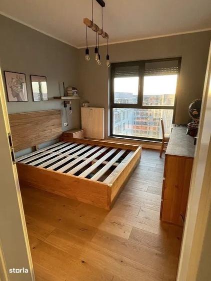 Apartament cu 3 camere decomandat în Apusului