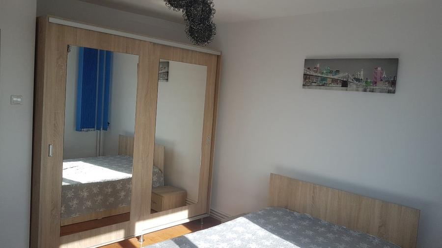 Apartament cu 2 camere decomandat, mobilat în Tomis Nord