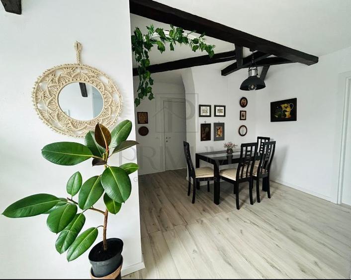 Apartament cu 4 camere decomandat în Bălcescu