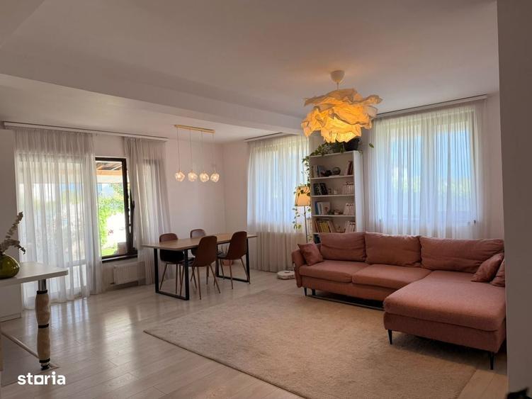 Casă cu 3 camere în Odăi