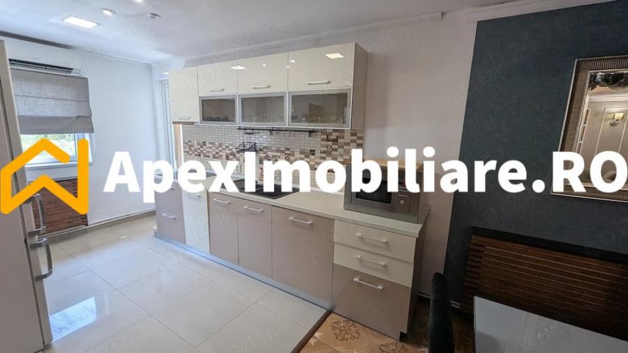 Apartament cu 3 camere decomandat în Mihai Bravu
