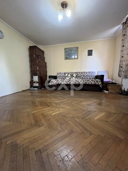 Casă individuală cu 3 camere cu Canalizare în Găești