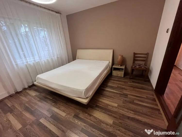 Apartament cu 4 camere decomandat, mobilat în Brazda lui Novac