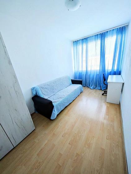 Apartament cu 3 camere în Micro 4