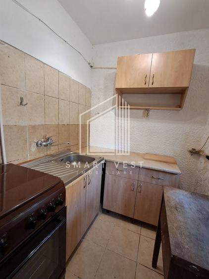 Apartament cu 2 camere semidecomandat, mobilat în Micro 14