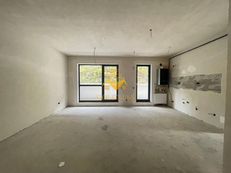 Apartament cu 3 camere semidecomandat în Zorilor