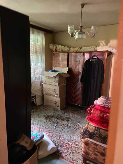 Apartament cu 3 camere decomandat în Exterior Vest