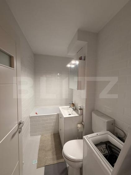 Apartament cu 3 camere semidecomandat, mobilat în Gheorgheni