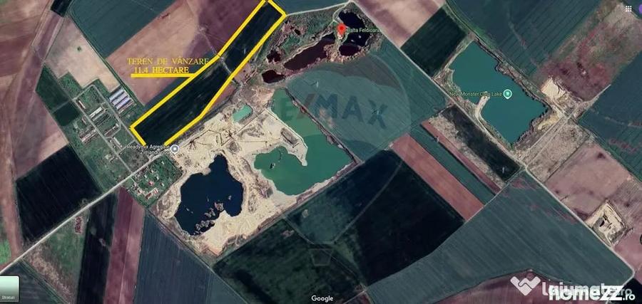 Teren de 113931 mp, în Zimandu Nou