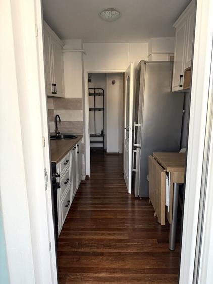 Apartament cu 2 camere decomandat în Galata