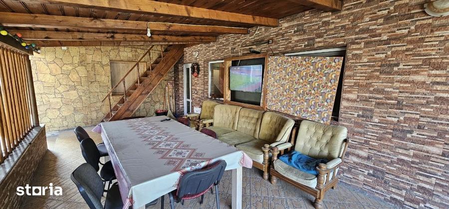 Casă cu 3 camere cu Teren 544 Mp în Central