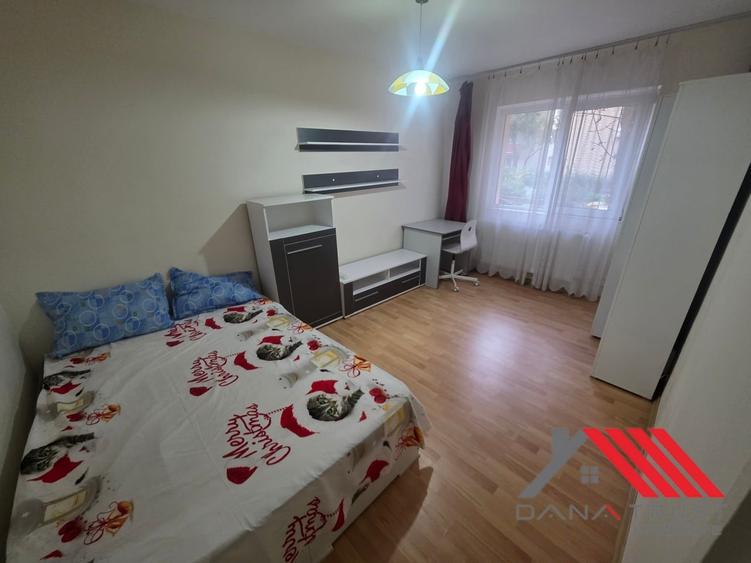 Garsonieră decomandată în Complex Studențesc