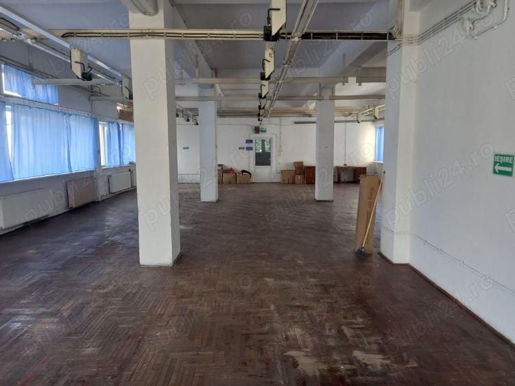Spațiu comercial, de 1,800 mp, în Târgu Neamț