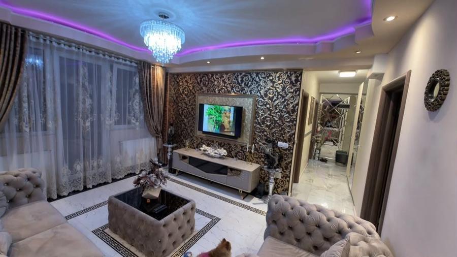 Apartament cu 2 camere decomandat în Păcii