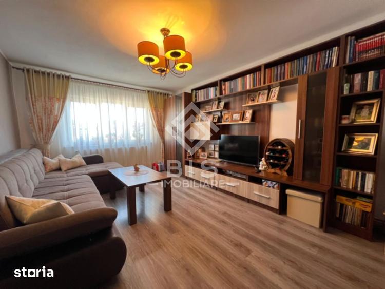 Apartament cu 4 camere, mobilat în Central