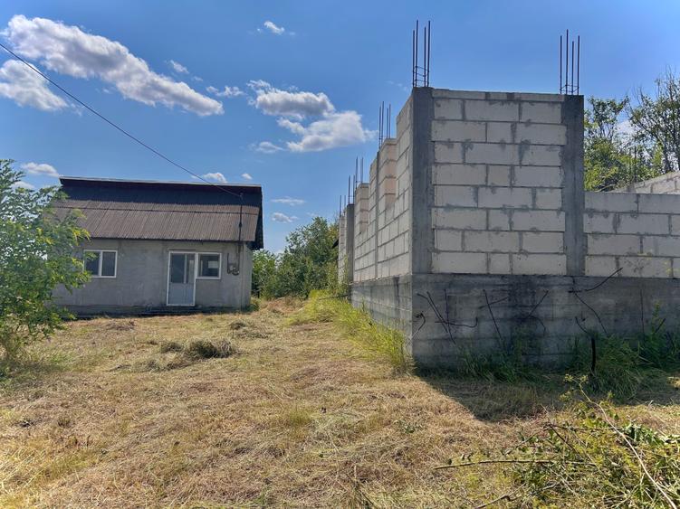 Casa cu teren de vanzare - 8