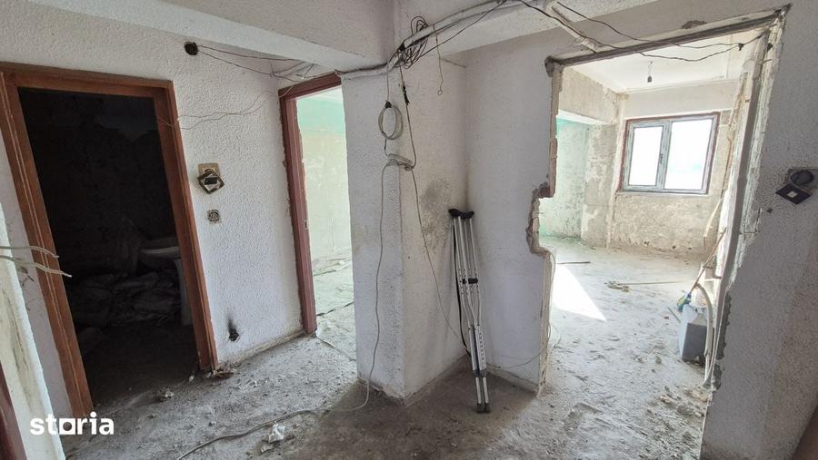 Apartament cu 3 camere decomandat în Ultracentral