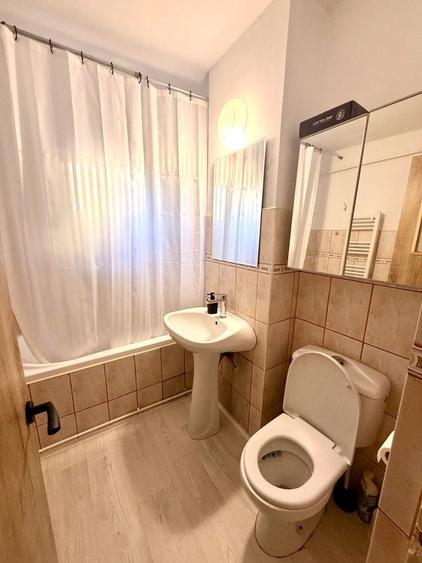 Apartament cu 2 camere decomandat în Exterior Vest