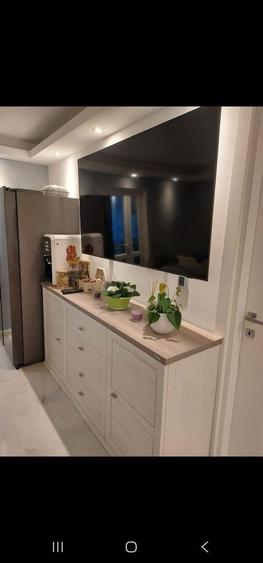 Apartament cu 3 camere decomandat, mobilat în Craiovița Nouă