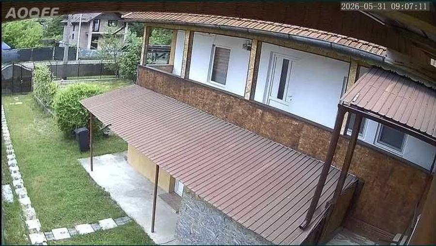 Casă cu 3 camere în Central
