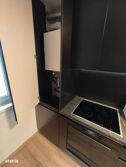 Apartament cu 4 camere decomandat, mobilat în Traian