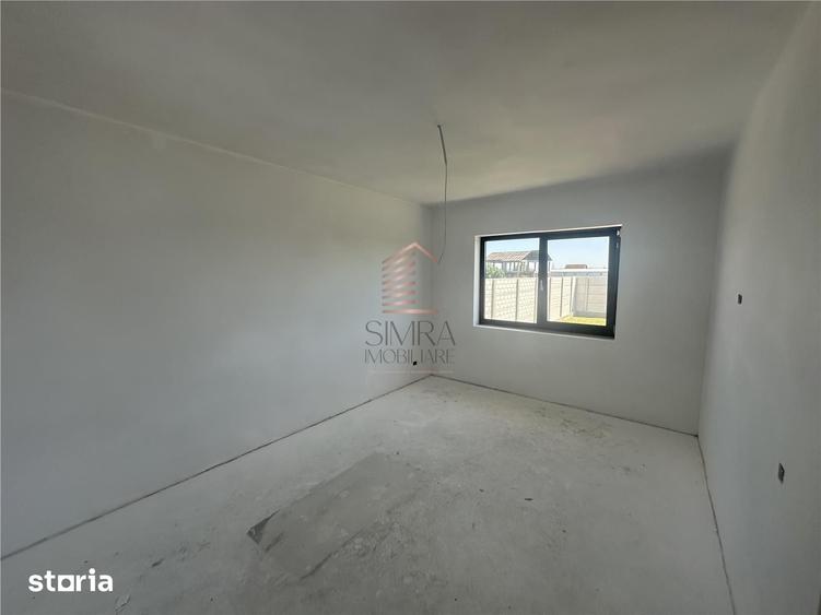 casa Santandrei cu panouri fotovoltaice, cu teren 550 mp - 3