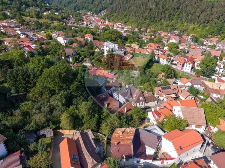 Casă individuală cu 2 camere cu Teren 191 Mp în Schei