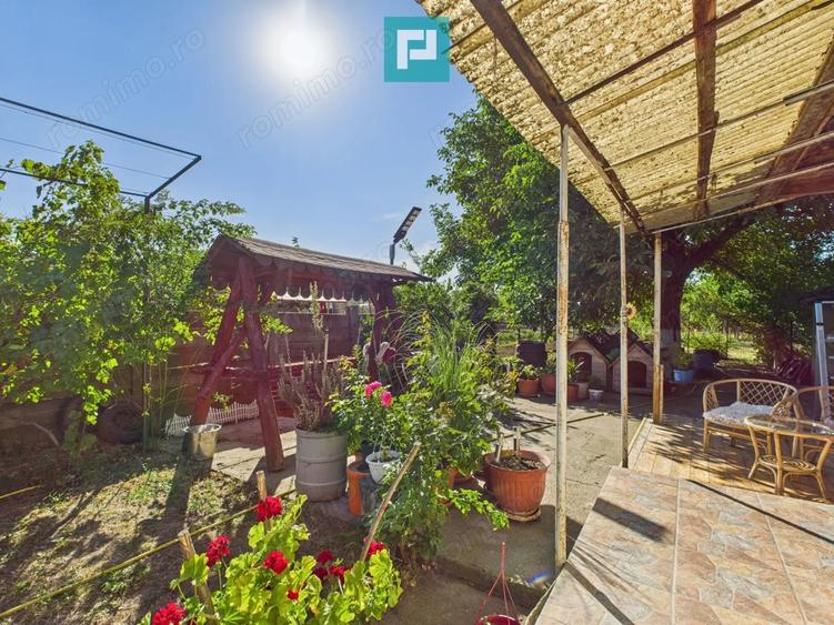 Casă cu 4 camere cu Canalizare în Vinga