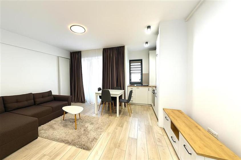 Apartament cu 2 camere semidecomandat, mobilat în Noua