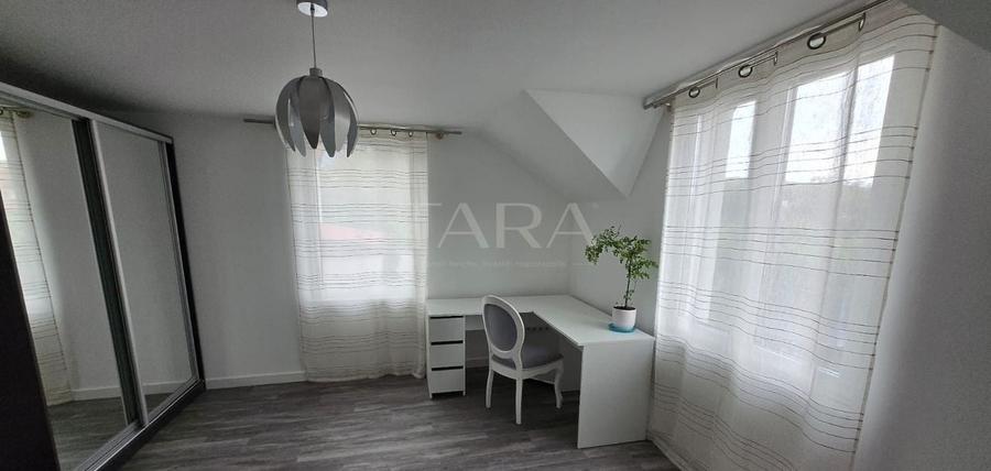 Casă individuală cu 6 camere cu Canalizare în Dâmbul Rotund