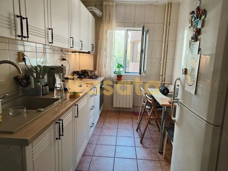 Apartament cu 2 camere decomandat în Dorobanți