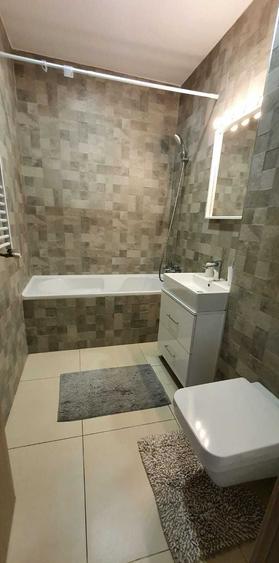 Apartament cu 2 camere decomandat în Politehnica