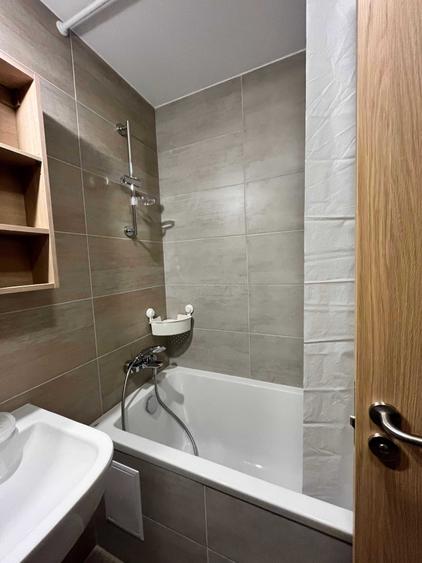 Apartament cu 2 camere decomandat în Costin Georgian