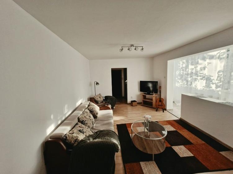 Apartament cu 2 camere nedecomandat, mobilat în Spitalul Județean