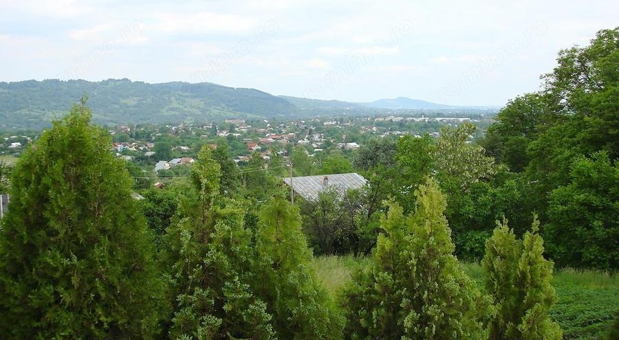 Casă cu 12 camere cu Teren 805 Mp în Breaza de Sus