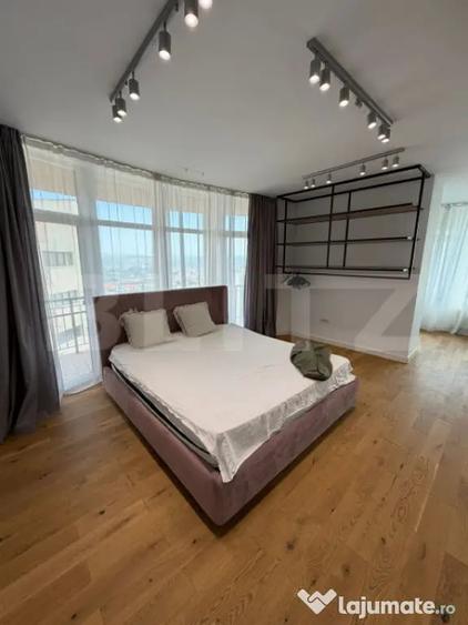 Apartament cu 3 camere semidecomandat în Central