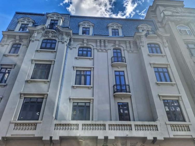 Spațiu comercial, de 127 mp, în Romană