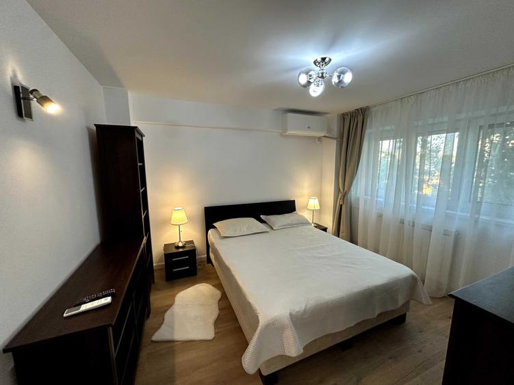 Apartament cu 2 camere decomandat în Decebal