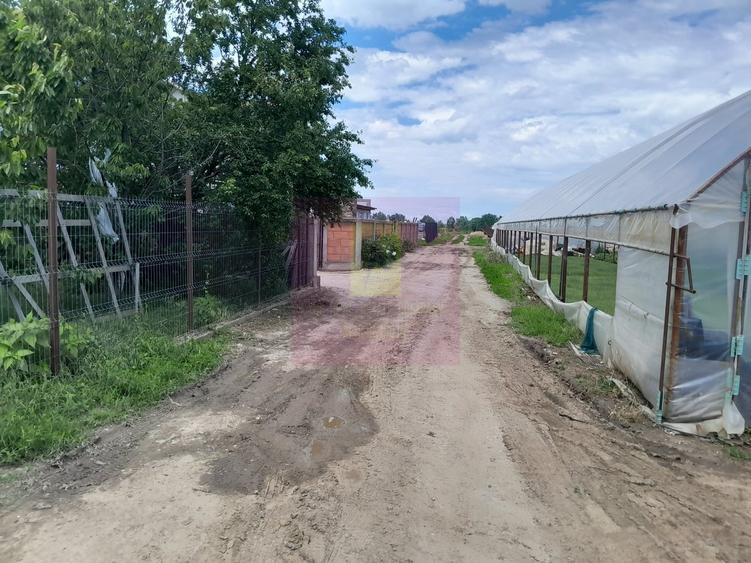 Casă cu 4 camere în Eroii Revoluției