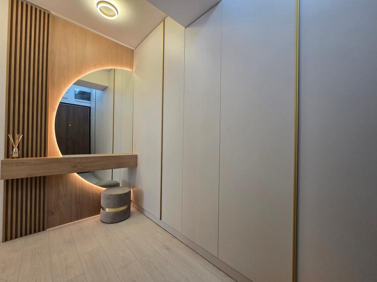 Apartament cu 2 camere semidecomandat în Pipera