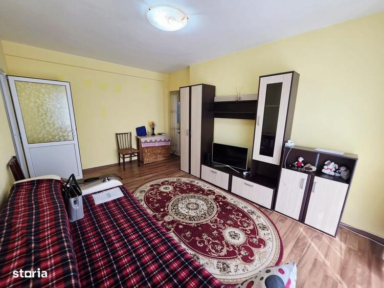 Apartament cu 2 camere semidecomandat în Ultracentral