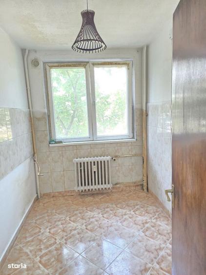 Apartament cu 3 camere în Militari