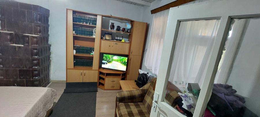 Casă cu 3 camere în Budeni