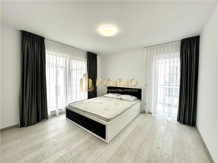 Duplex cu 4 camere cu Canalizare în Est