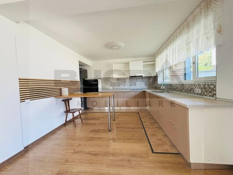 Duplex cu 5 camere cu Canalizare în Europa