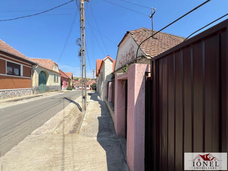 Casă individuală cu 3 camere cu Canalizare în Cut