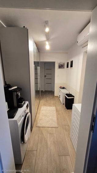 Apartament cu 2 camere decomandat în Podul de Fier